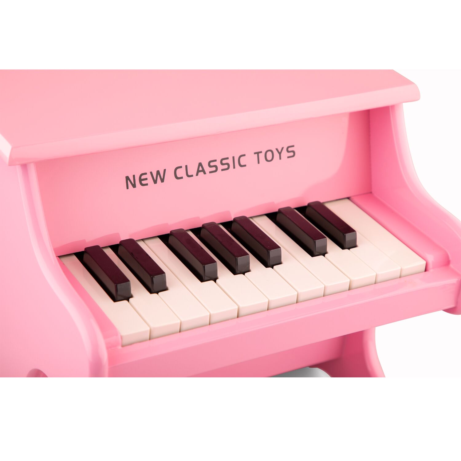 new classic toys e piano