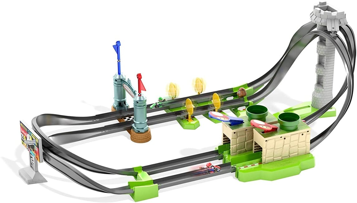 Hot Wheels - Mario Kart Circuit Track Playset (GHK15)