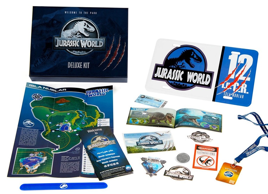 Jurassic World Deluxe Kit
