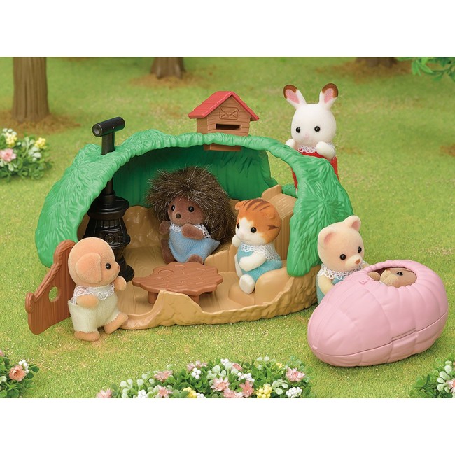 Sylvanian Families - Baby Hedgehog Hideout Playset (5453)