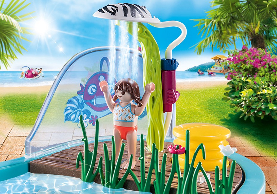 Playmobil - Fun pool with water sprayer (70610)