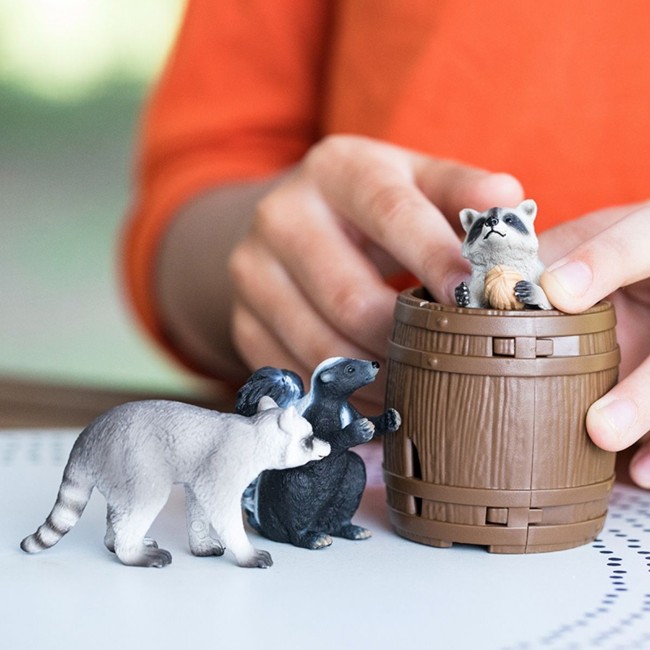 Schleich - Hunt for the nut (42532)