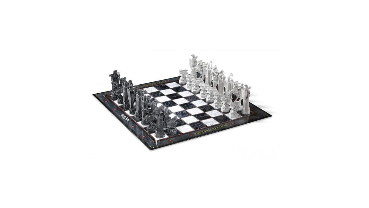 Harry Potter - Wizard Chess Set (NN7580)