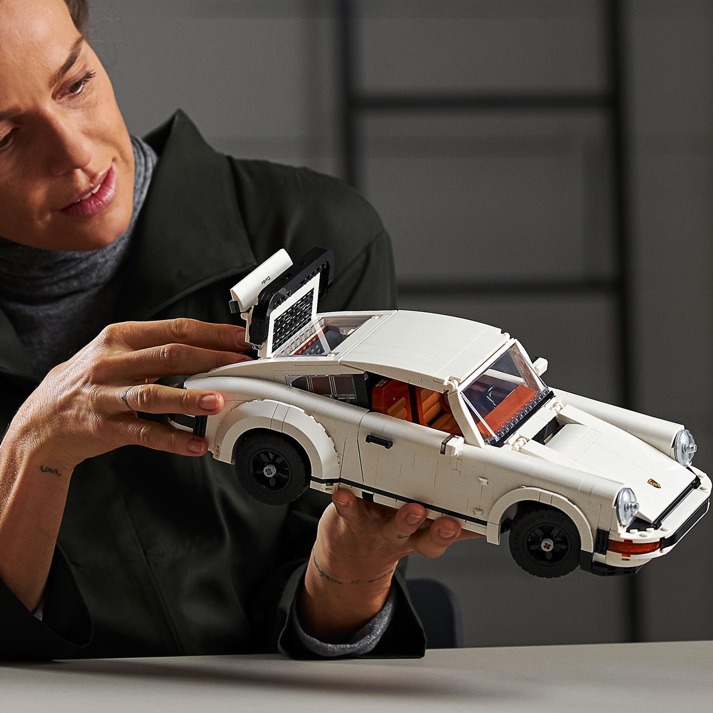 Porsche creator. LEGO creator Expert Porsche 911. Лего набор Порше 10295. Папа и сын собирают Porsche 911 LEGO.