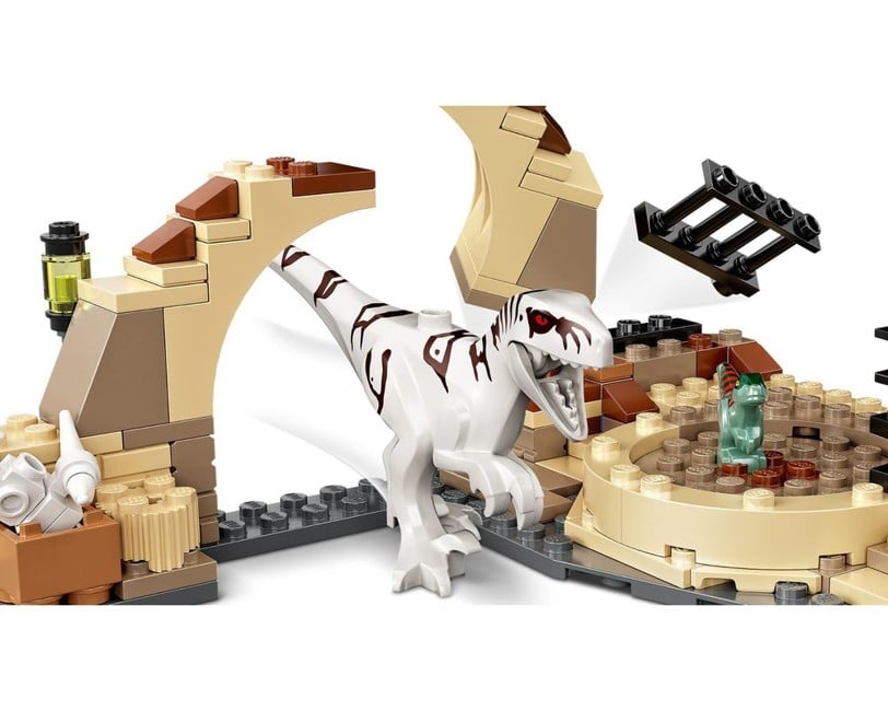 LEGO Jurassic World - Atrociraptor dinosaur motorcycle hunting (76945)