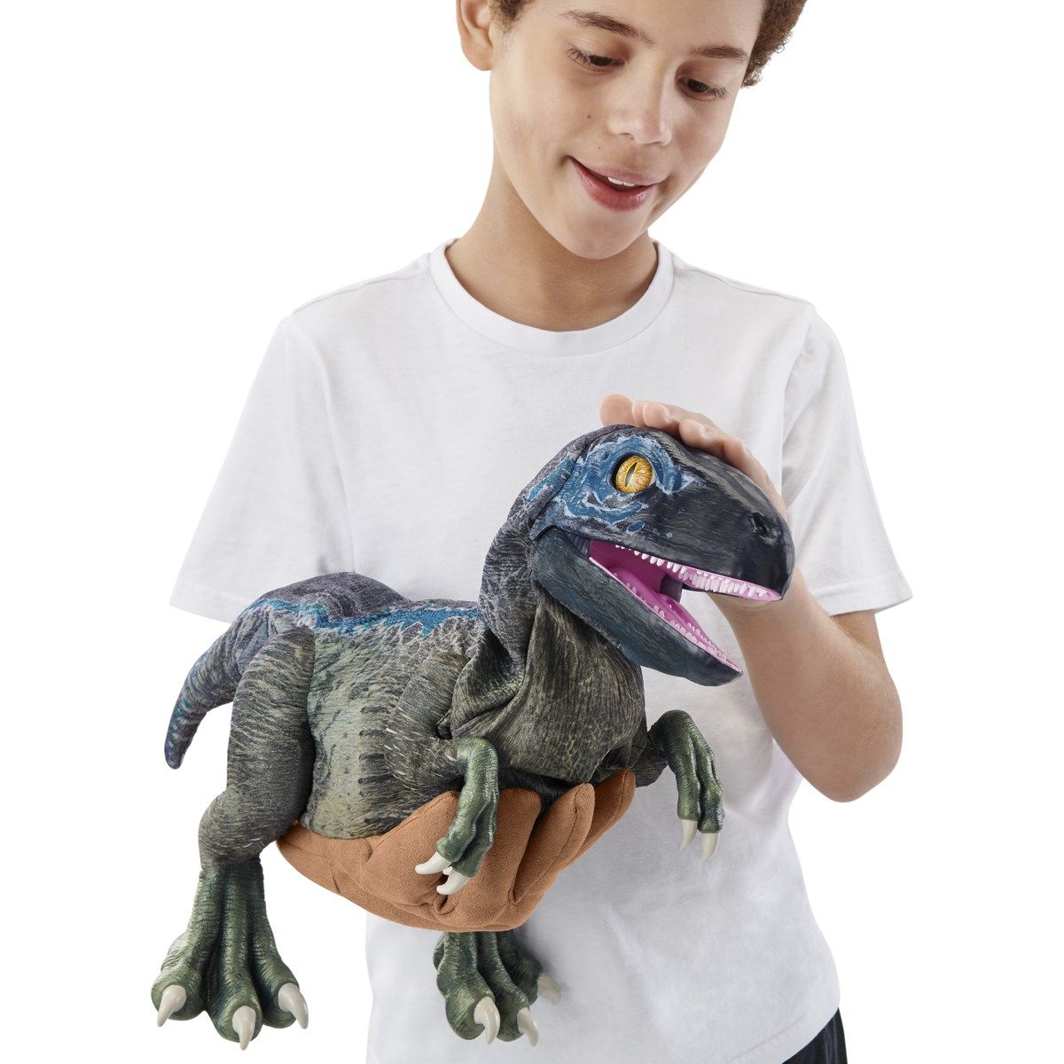 Jurassic World REALFX Baby Blue Hyper-Realistic Dinosaur Animatronic Puppet  Toy Life-like Movements And Real Movie Sounds Jurassic World 