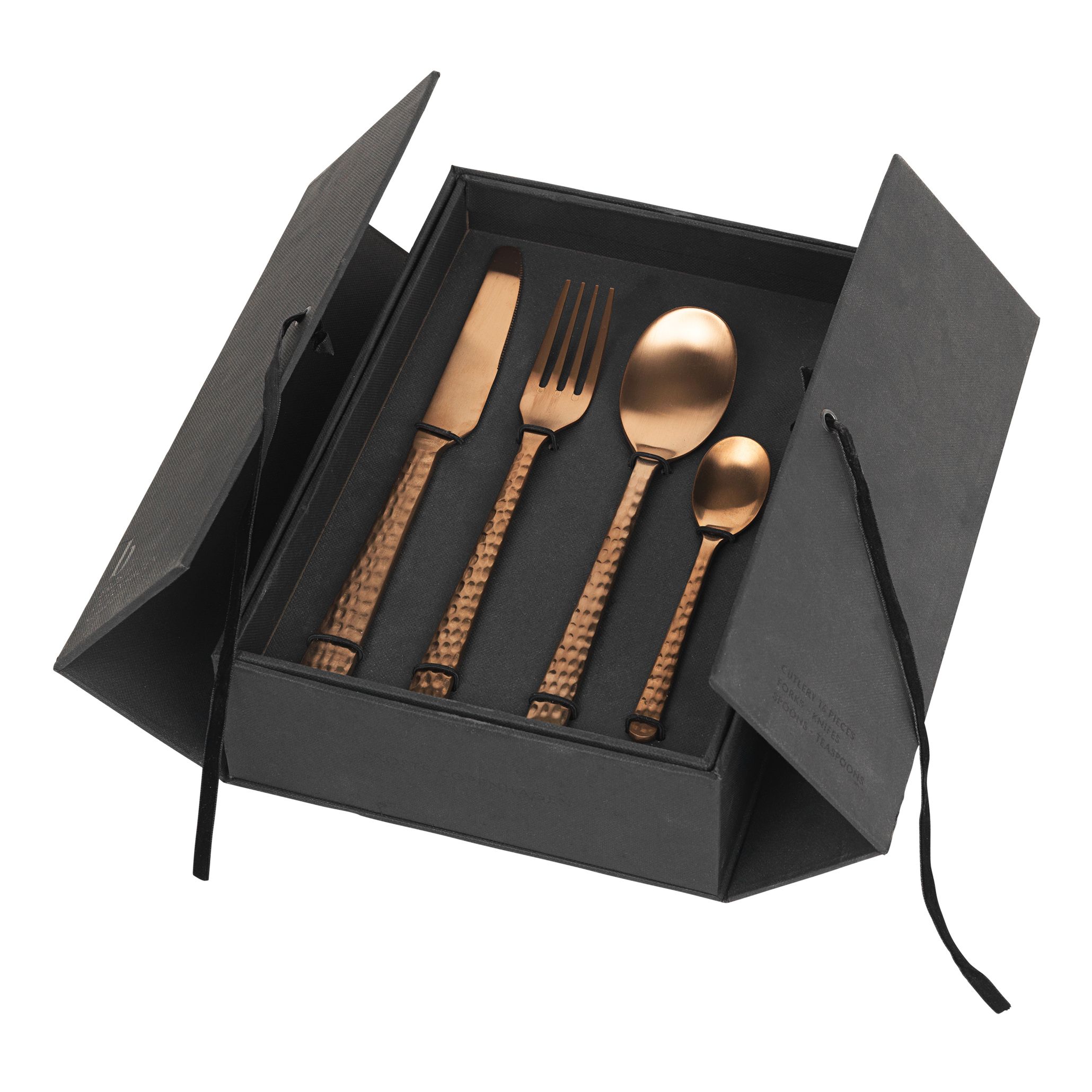 Broste Copenhagen - Cutlery set Hune, 16 pc - Stainless steel - Copper Hammered - Hjemme og kjøkken
