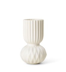 Dottir - Samsurium Rufflebell Vase - White (15251)