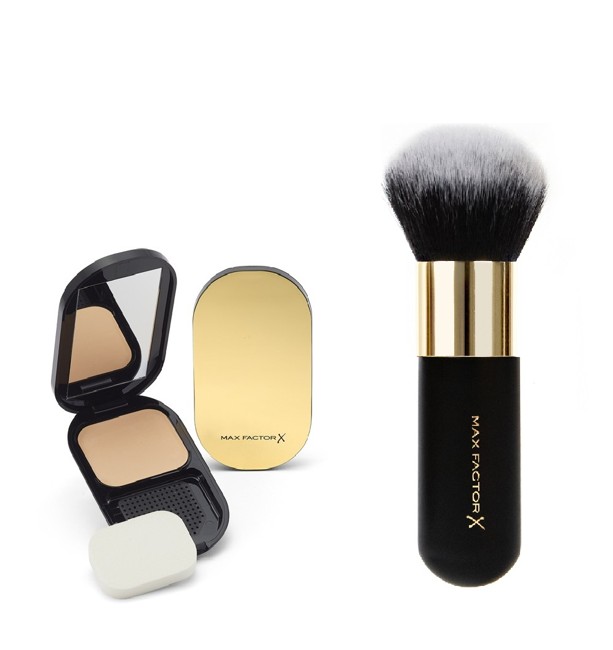 Max Factor - Facefinity Compact Foundation #06 + Compact Multi Brush