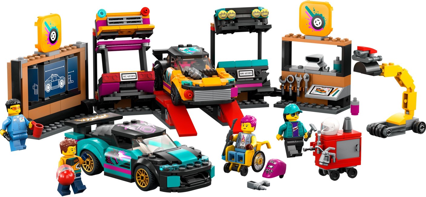 LEGO City - Custom Car Garage (60389)