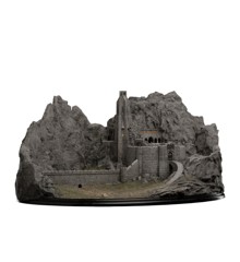 The Lord of the Rings Trilogy - Environment - Helm's Deep Statue