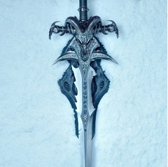 World of Warcraft - Frostmourne Sword Replica Scale 1/1 Bundle With Wall Mount