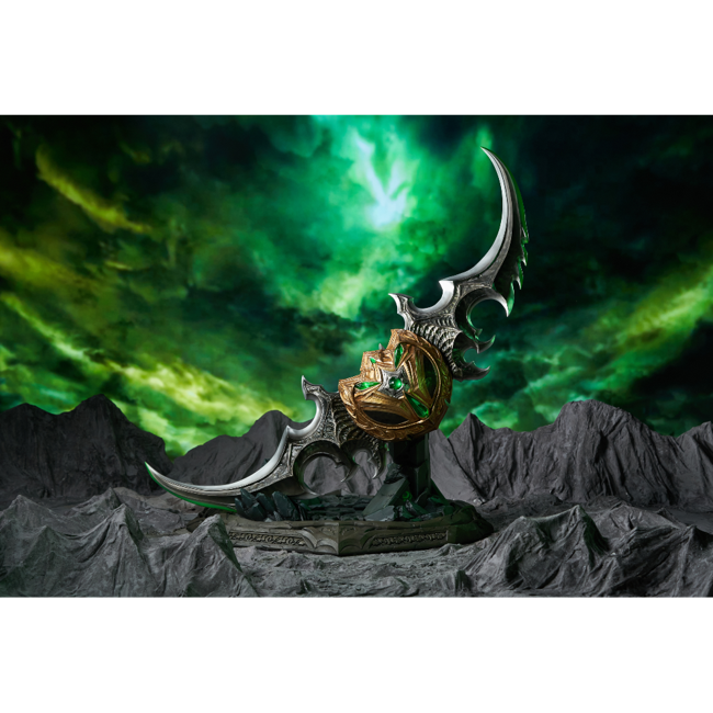 World of Warcraft- Warglaive of Azzinoth Single Replica Scale 1/1  Bundle With Mount