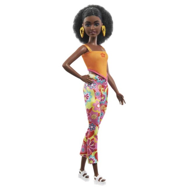 Barbie - Fashionista Doll - Petite Curly Black Hair (HJR97)