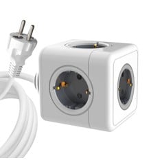 MicroConnect - 5 Way Schuko Power Cube - With 1,5m Cable