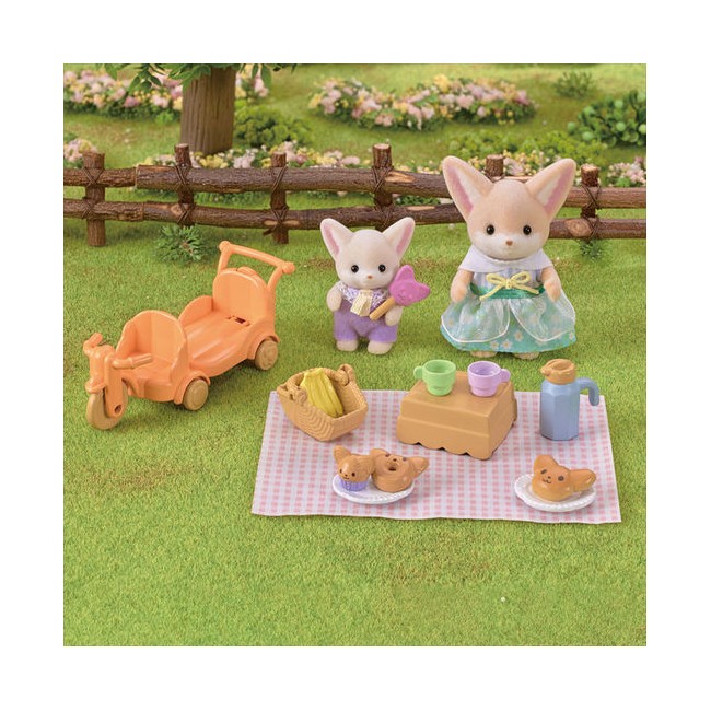 Sylvanian Families - Sunny Picnic Set - Fennec Fox Sister & Baby (5698)