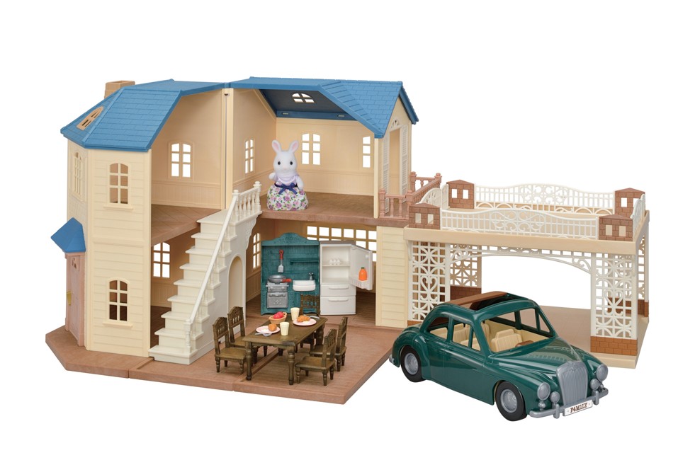Sylvanian Families - Large House with Carport Gift Set (5669)