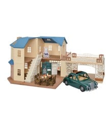 Sylvanian Families - Large House with Carport Gift Set (5669)