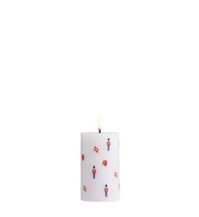 Uyuni - LED pillar candle Celebration DK - Nordic white - 5,8x15,2 cm (UL-30354)
