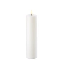 Uyuni - LED pillar candle - Nordic white - 5,8x22,3 cm (UL-PI-NW06025)