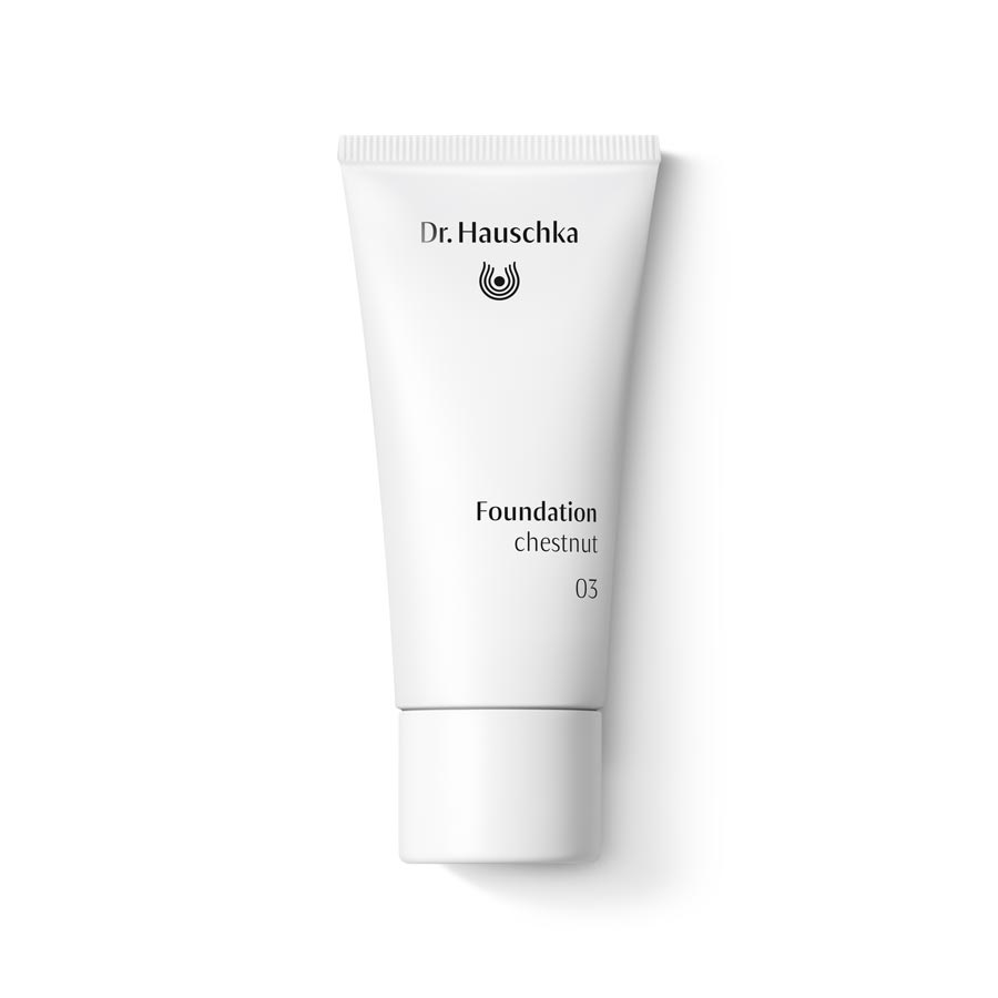 Dr. Hauschka Foundation 03 Chestnut - 30 ml