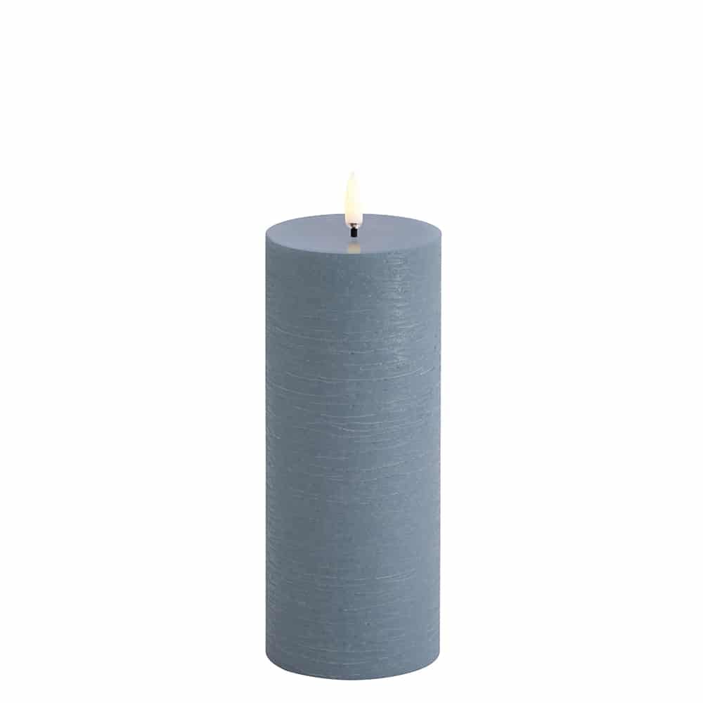 Uyuni - LED pillar candle - Hazy blue, Rustic - 7,8x20,3 cm (UL-PI-HB78020)