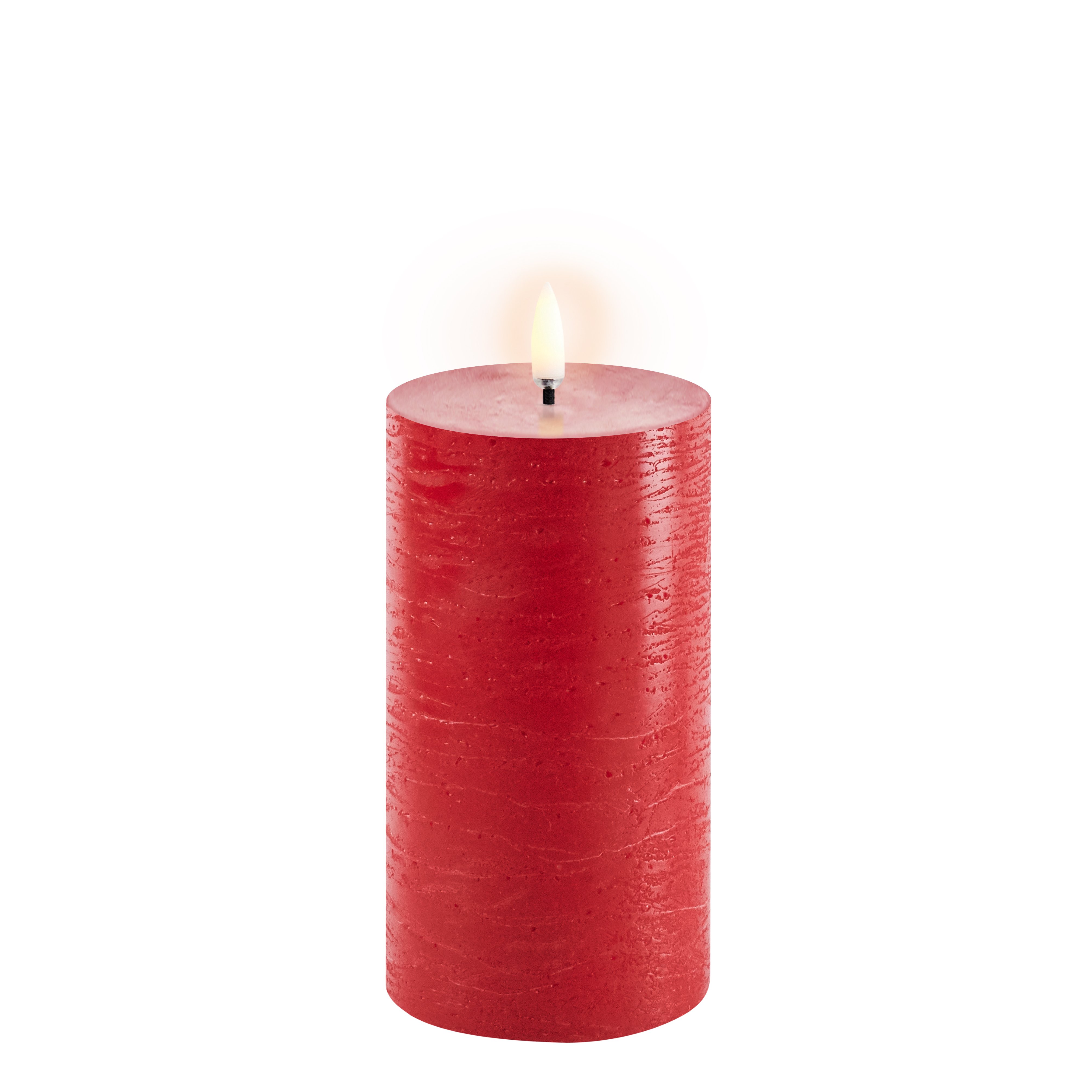 Uyuni - LED pillar candle - Red, Rustic - 7,8x15 cm (UL-PI-RE-C78015)