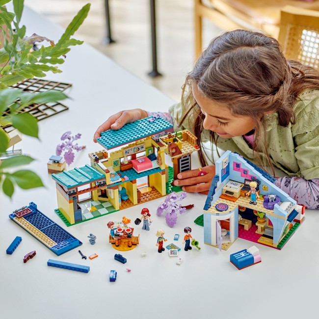 LEGO Friends - Olly and Paisley's Family Houses (42620)