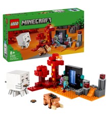 LEGO Minecraft - Hinderlaag bij het Nether-portaal (21255)