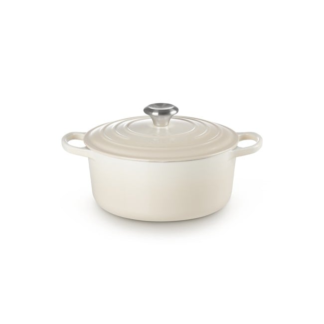 Le Creuset - Signature Round Cast Iron Casserole 26 cm - Meringue