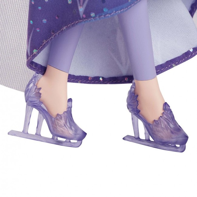 Mattel - Frozen - Ice Skating Elsa Doll (JBG53)