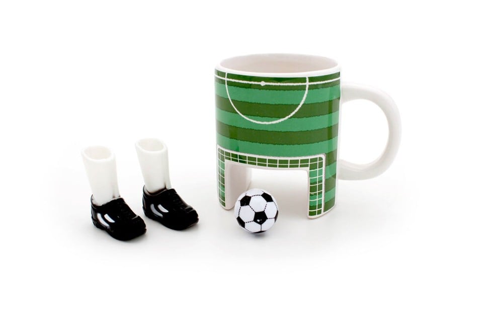 Winkee - Sports Mug - Soccer