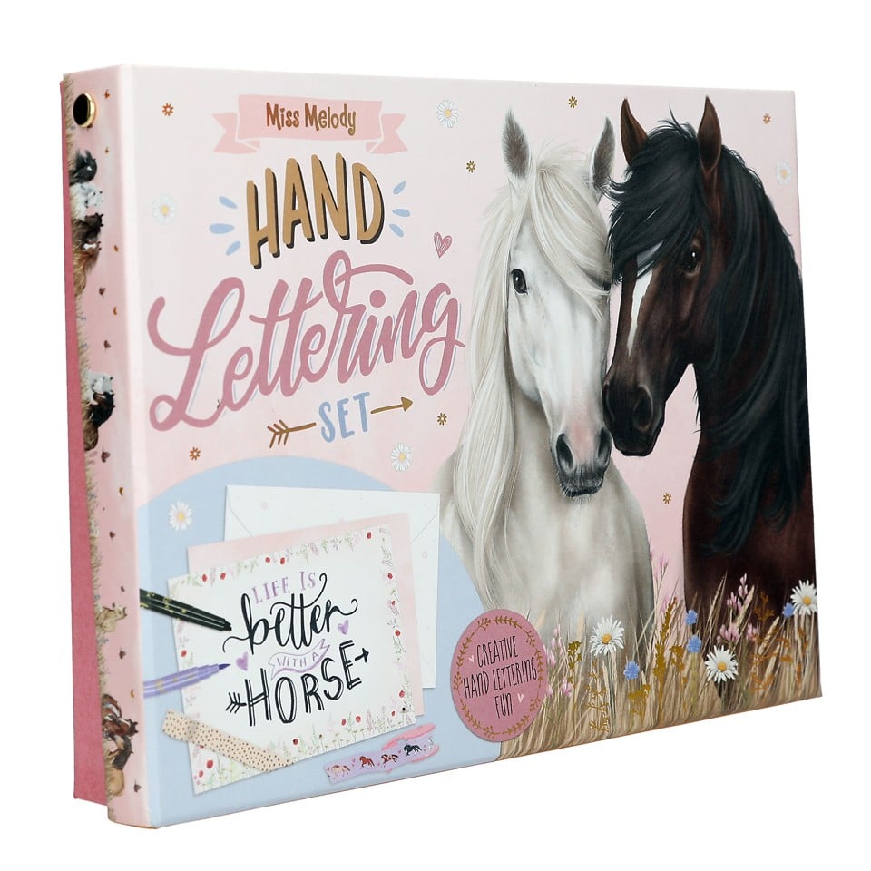 Køb Miss Melody Handlettering Box (0413433) Køb Miss Melody Handlettering Box (0413433)