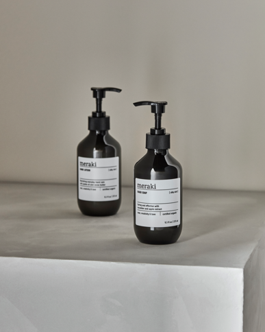 Meraki - Presentask Silky Mist Simple hand care - Grey - 275 ml