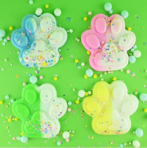 SQUISHY CAT PAW 1 psc. assorted. 13cm.