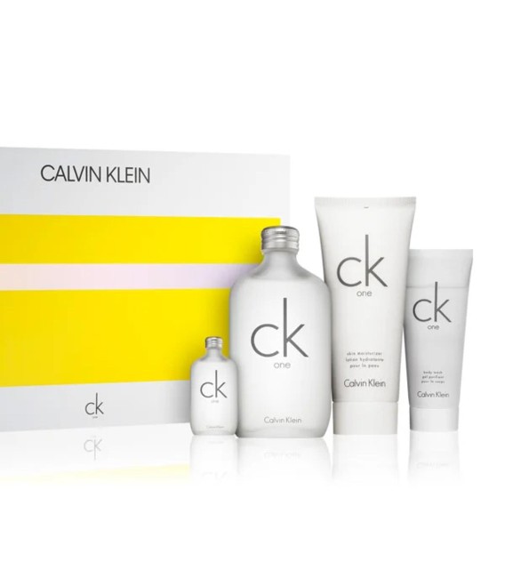 Calvin Klein - CK One EDT 200 ml + EDT 15 ml + Skin Moisturizer 200 ml + Body Wash 100 ml - Gavesæt