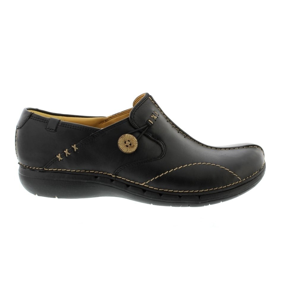 clarks un loop black shoes