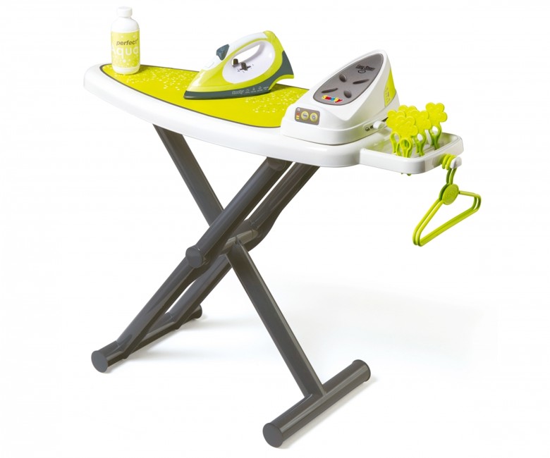 Smoby - Ironing Board & Steam Iron (330114)