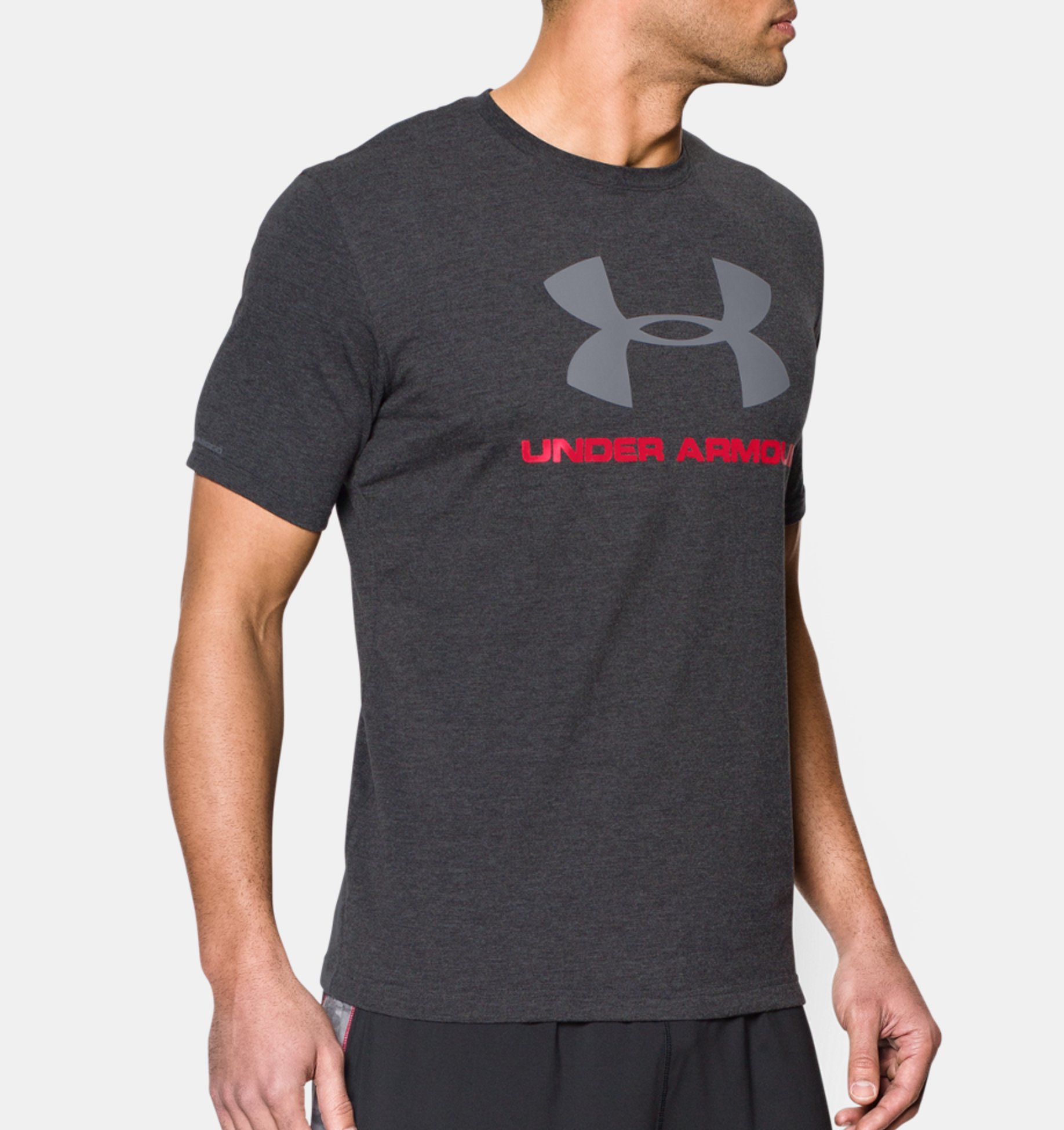 under armour shirts to keep you cool