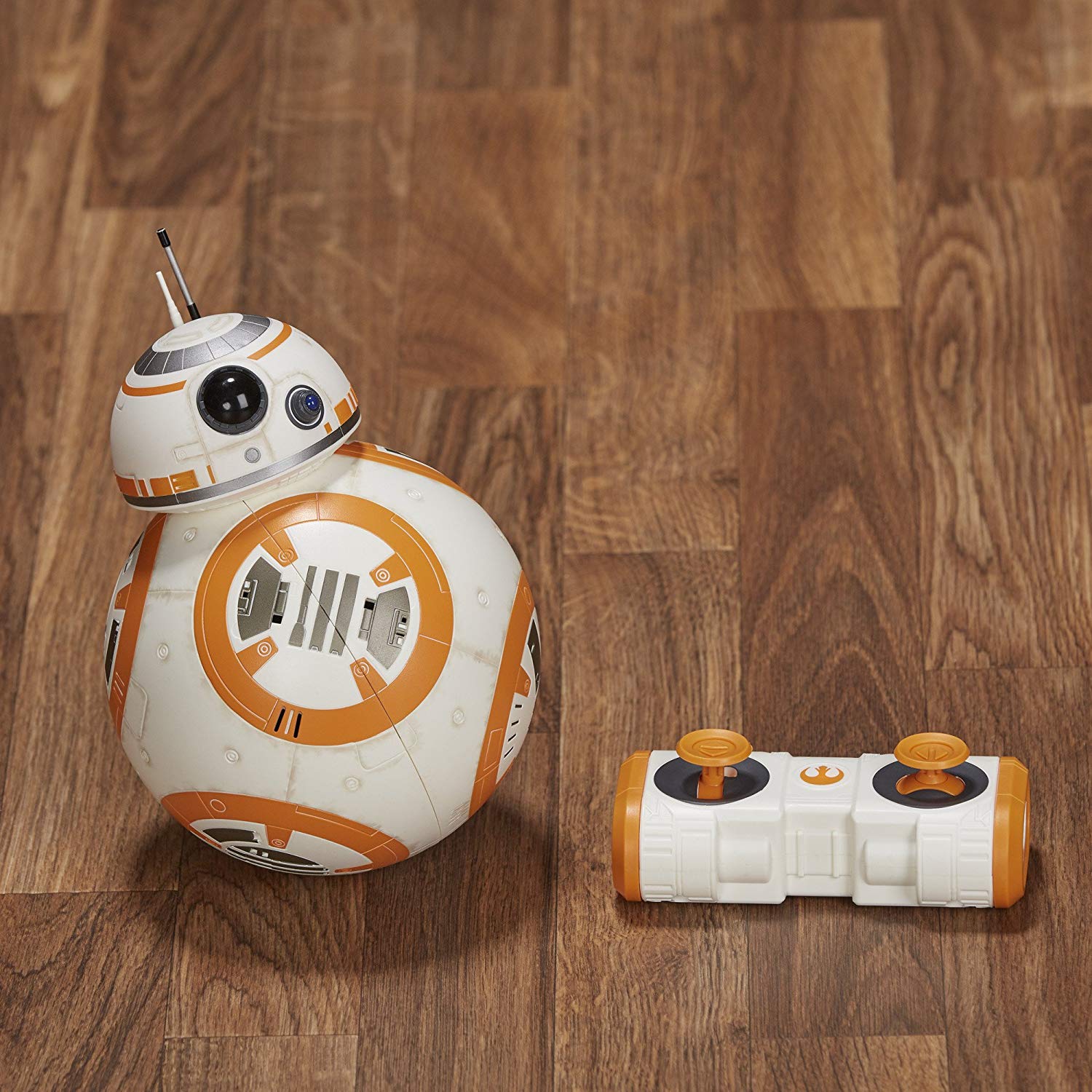 Køb Star Wars BB 8 Hyperdrive Fjernstyret Robot (C1439) Star Wars BB8 Hyperdrive fjernstyret Robot køber du billigt her.