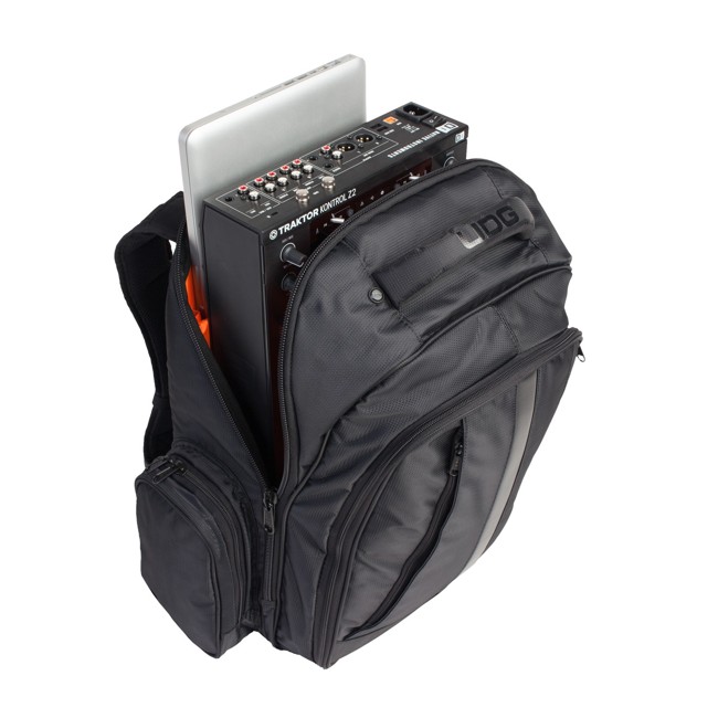 UDG - Ultimate Backpack - DJ/Producer Rygsæk (Black/Orange Inside)