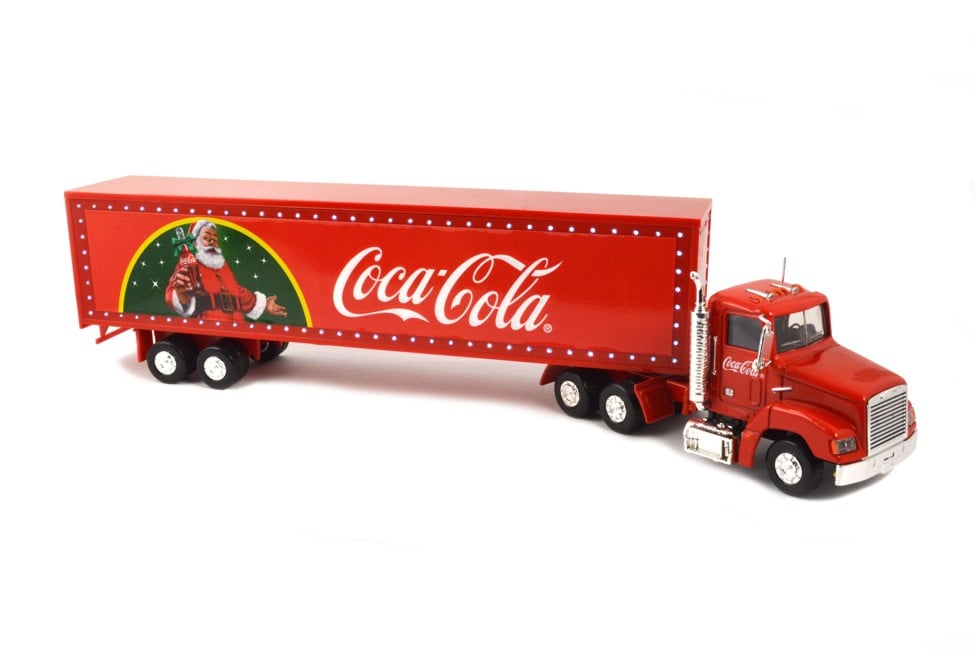 Limited Edition 2015 Coca Cola Christmas Truck with LED lights 1:43