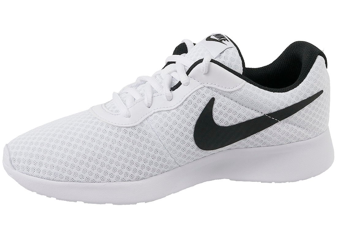 tenis tanjun nike