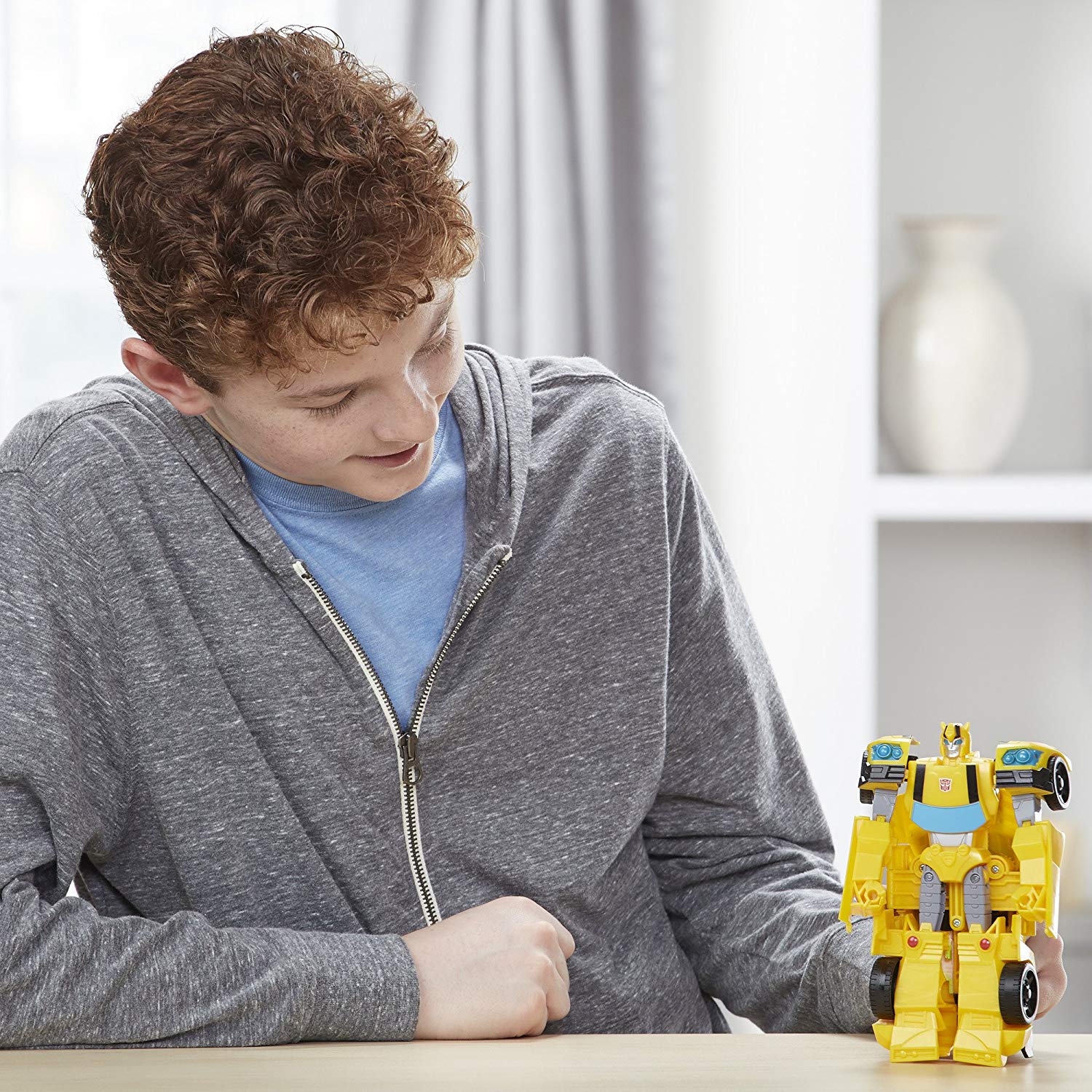transformers cyberverse ultra bumblebee