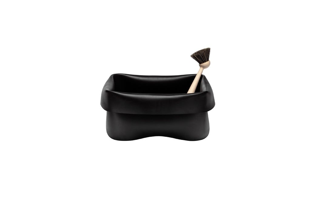 Normann Copenhagen - Washing-up Bowl & Brush Black (310600)